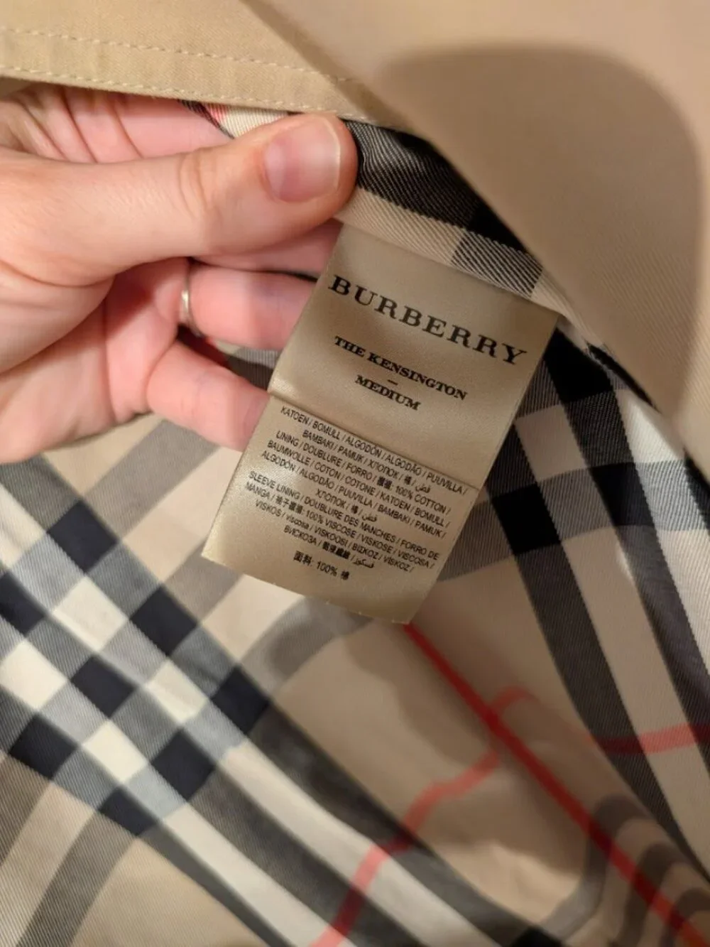Burberry London Kensington Medium Honey Beige Trench Coat US 6 EUC VINTAGE - Picture 15 of 16